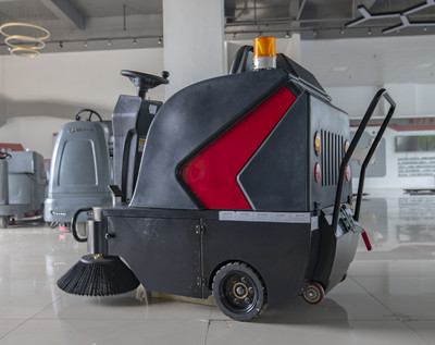 駕駛式掃地機(jī) 駕駛式掃地機(jī)