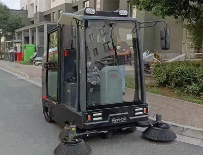 駕駛式掃地機(jī) 駕駛式掃地機(jī)