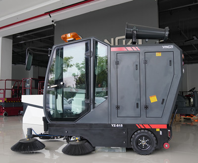 駕駛式掃地機(jī) 駕駛式掃地機(jī)